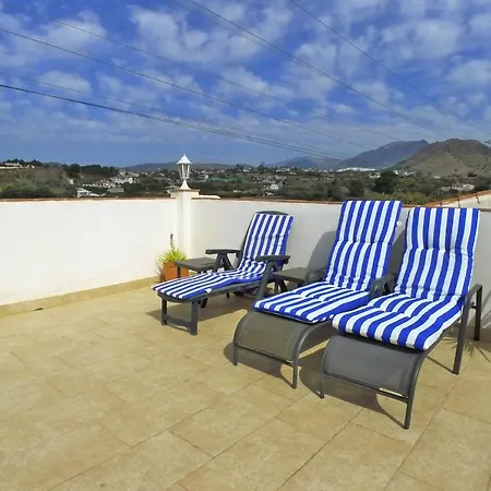 Holiday home Casa Vista Bella - Sleeps 9 *