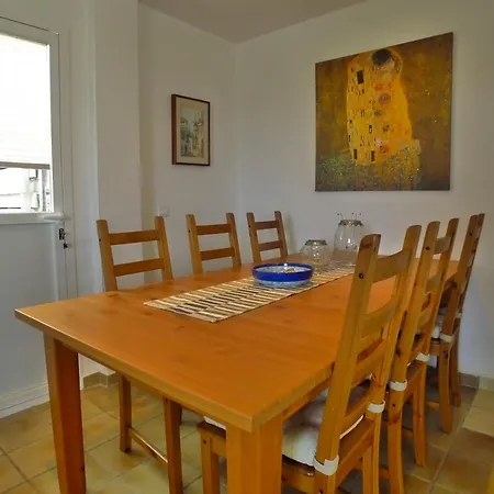 Holiday home Casa Vista Bella - Sleeps 9 *