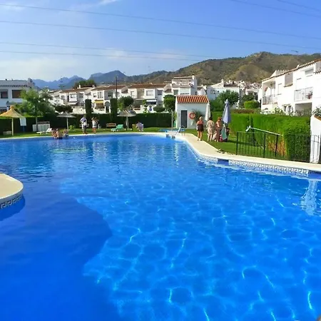 Casa Vista Bella - Sleeps 9 *