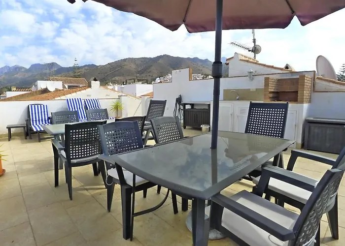 Casa Vista Bella - Sleeps 9 Nerja