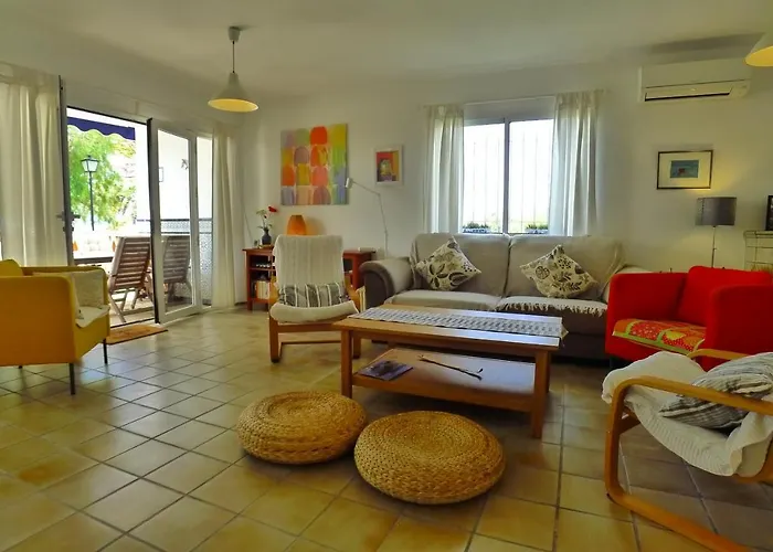 Casa Vista Bella - Sleeps 9 *