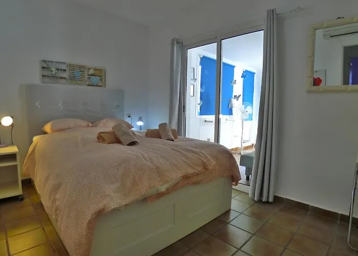 Casa Vista Bella - Sleeps 9