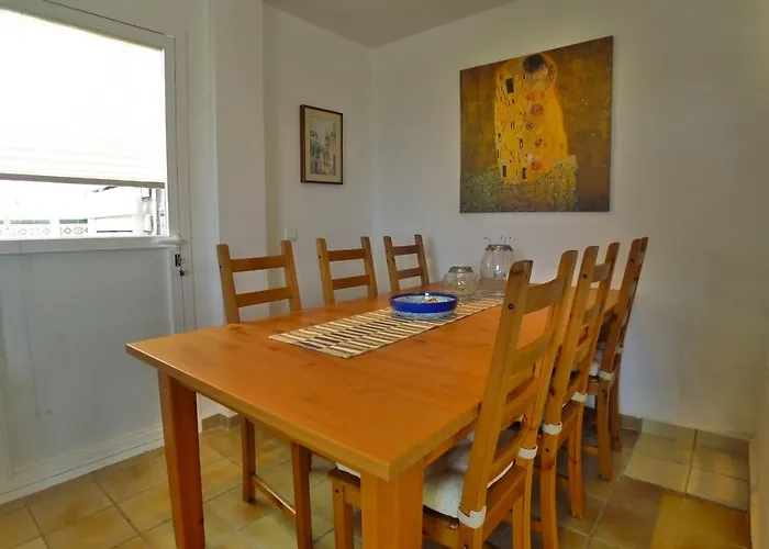 Holiday home Casa Vista Bella - Sleeps 9 *