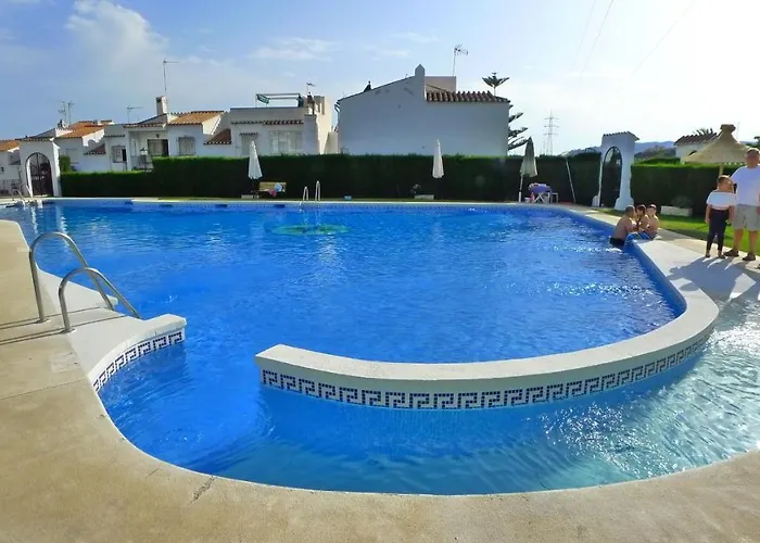 Casa Vista Bella - Sleeps 9 *