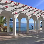 Casa Vista Bella - Sleeps 9 *